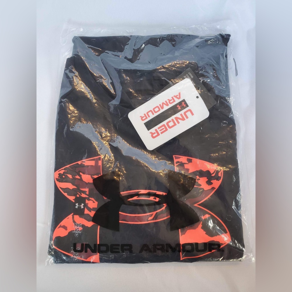 Boys Under Armour shirt